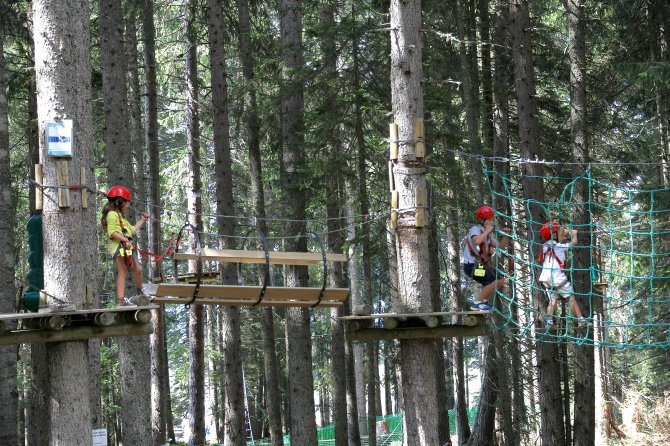 Parkour by Praz lake
